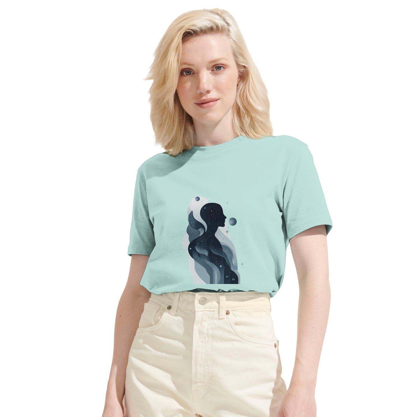FLOWING FORM - TEE Apparel