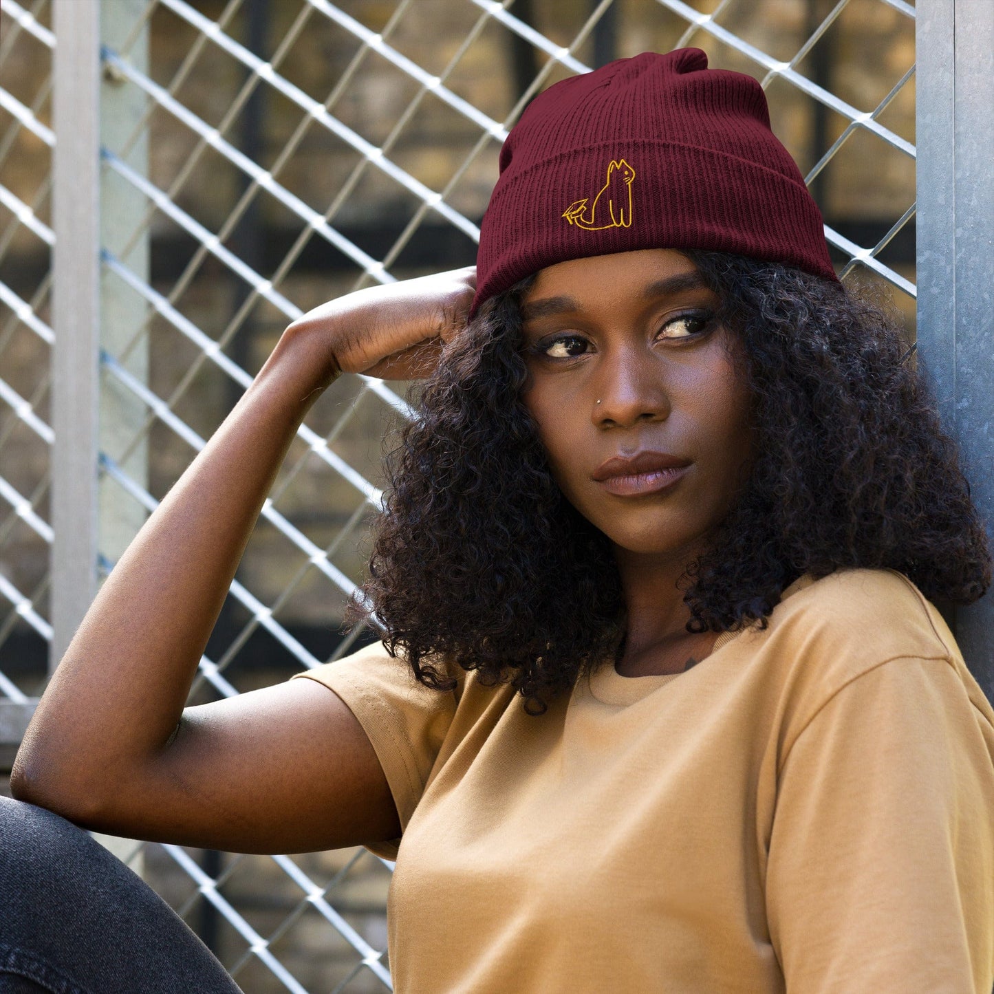 UNI CAT - YELLOW LOGO BEANIE Apparel
